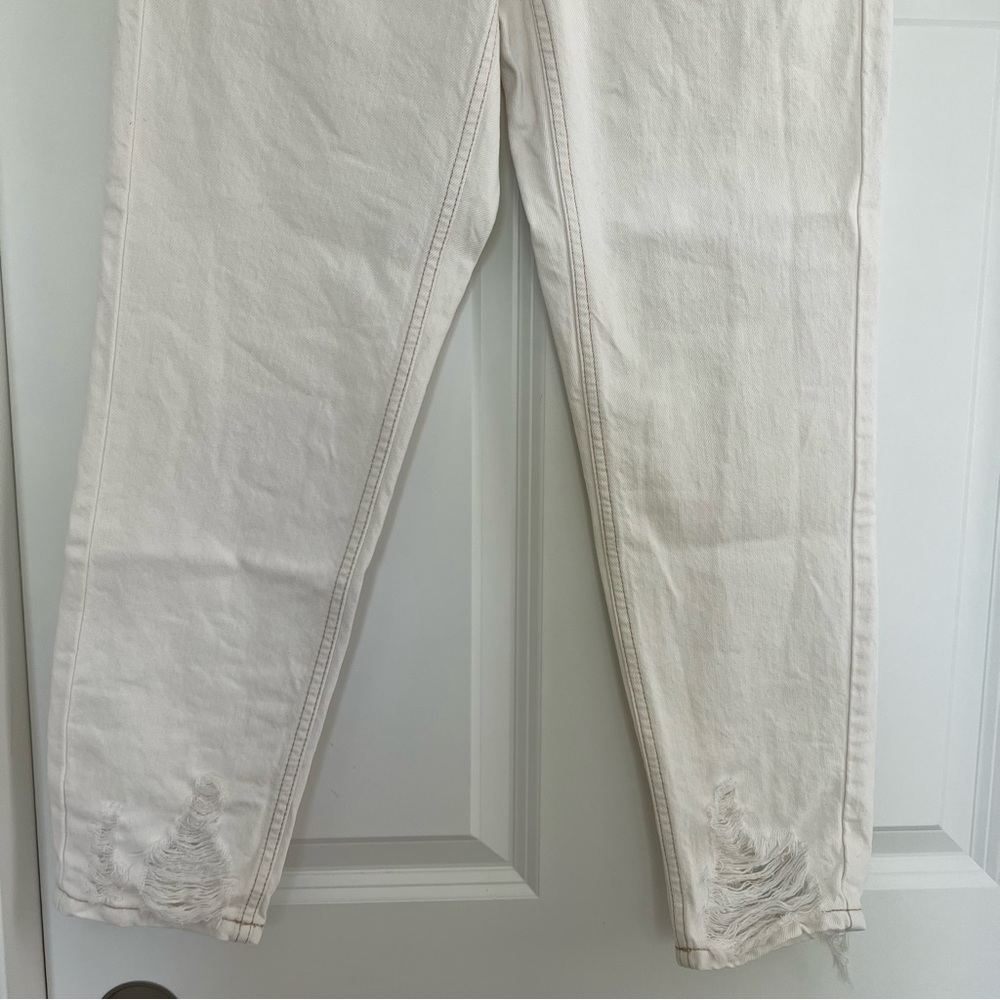 TOPSHOP White Mom Jeans - Picture 10 of 11